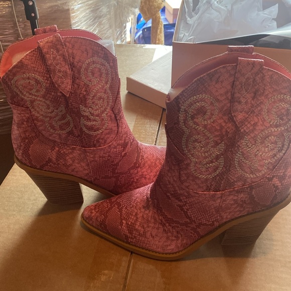 Billini Simara Booties - Pink Snake - Picture 7 of 8